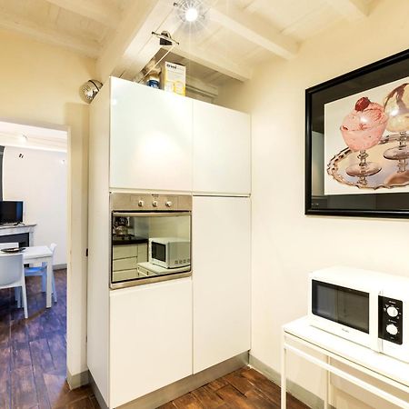 Historic Center Apartment - Next To The River, All Attractions - By LikehomeFirenze Eksteriør billede