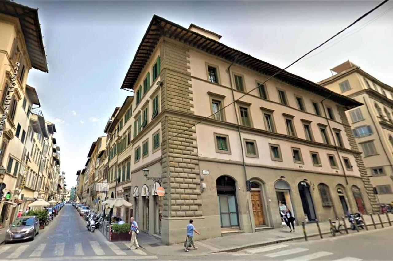 Historic Center Apartment - Next To The River, All Attractions - By LikehomeFirenze Eksteriør billede